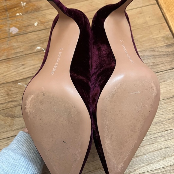 Banana Republic Women's Velvet Plum Heels - Picture 5 of 5